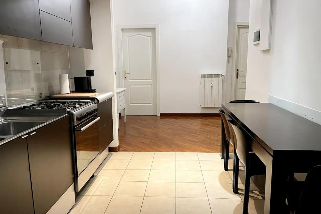 شقة Amazing Flat With Terrace ميلان المظهر الخارجي الصورة