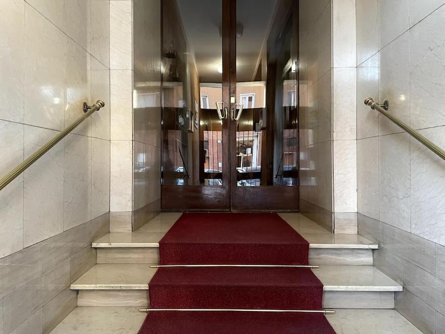 شقة Amazing Flat With Terrace ميلان المظهر الخارجي الصورة