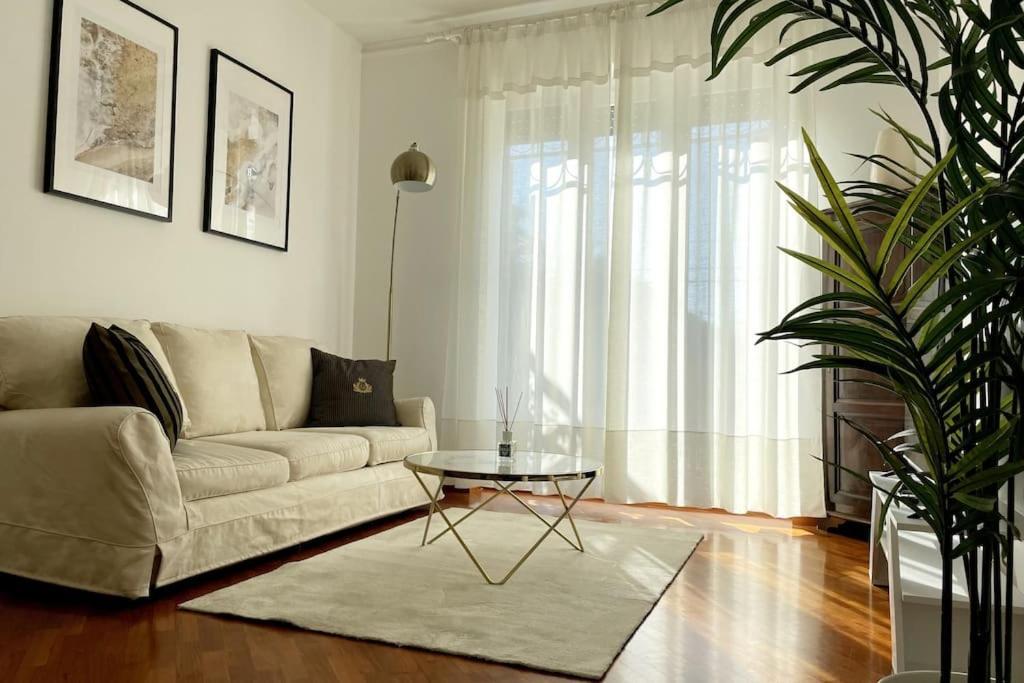 شقة Amazing Flat With Terrace ميلان المظهر الخارجي الصورة
